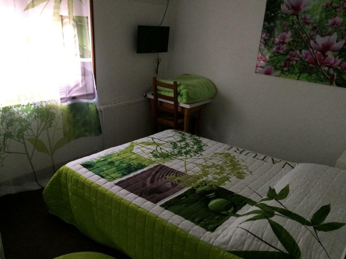 Le Phoenix Otel Saint-Florentin  Dış mekan fotoğraf