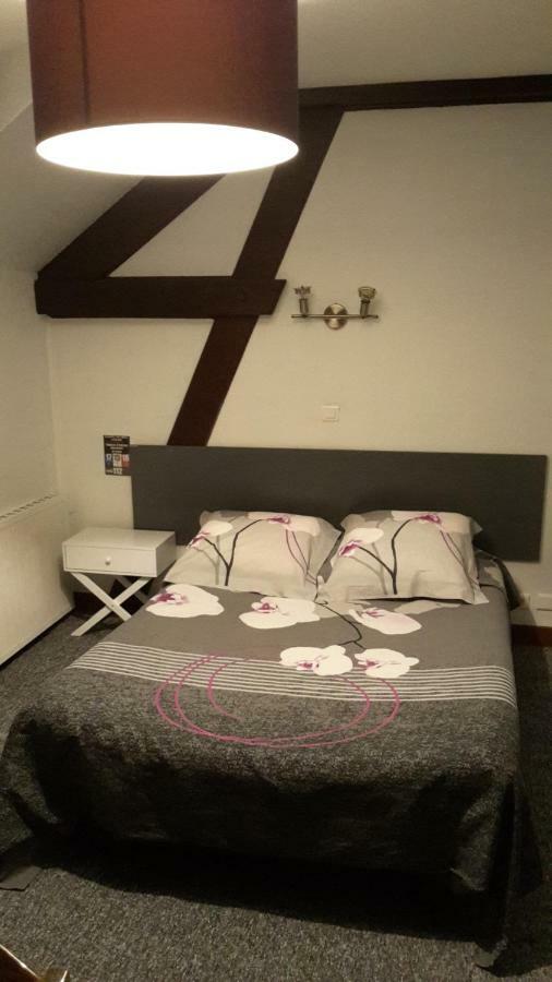 Le Phoenix Otel Saint-Florentin  Dış mekan fotoğraf